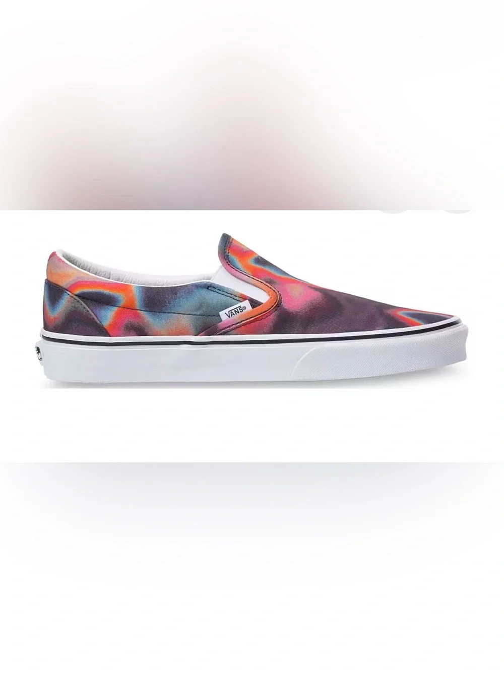 Vans Classic Slip-On Aura Size 6 edgy streetwear skater